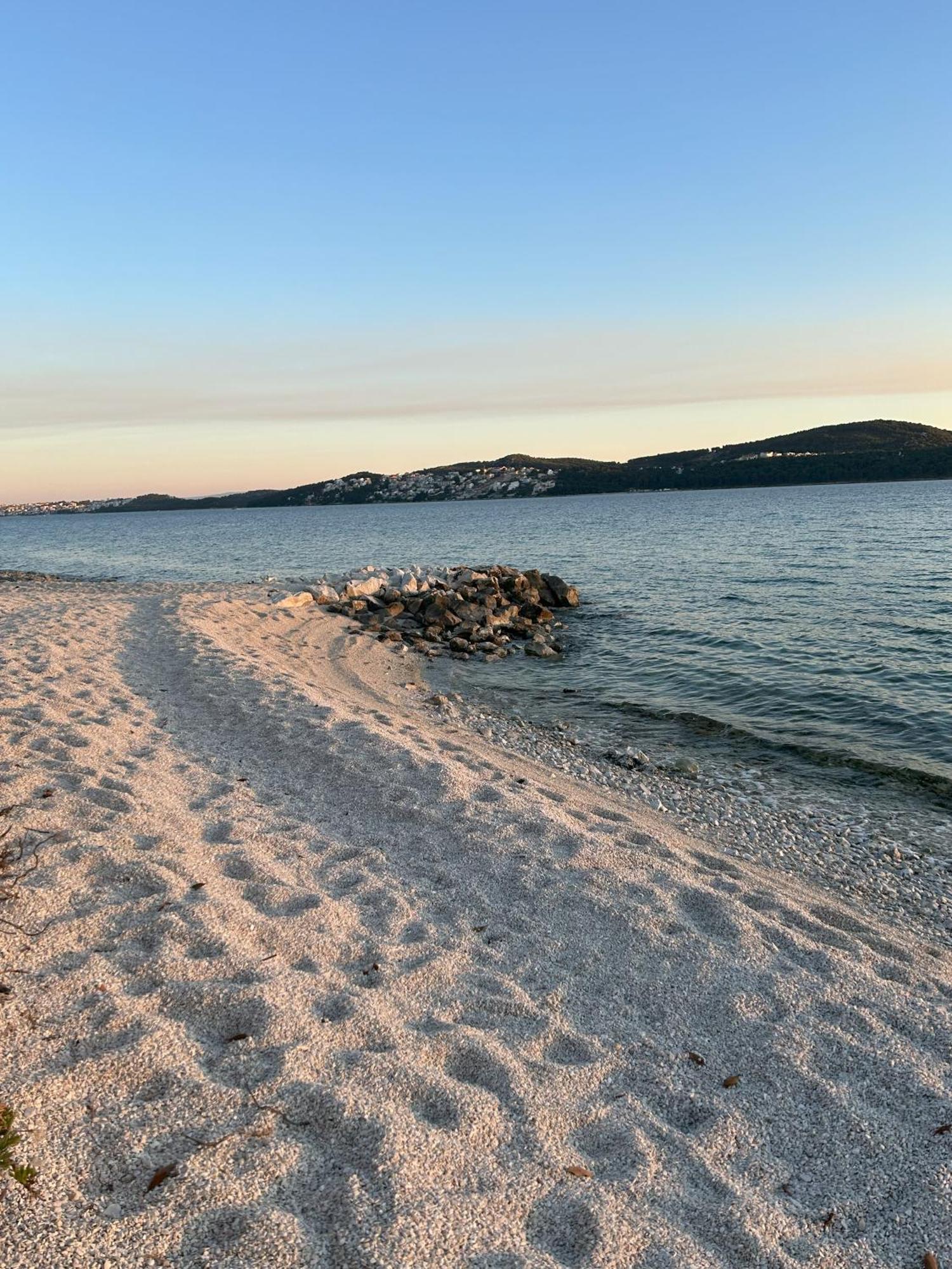 Apartments Valjan Trogir Bagian luar foto