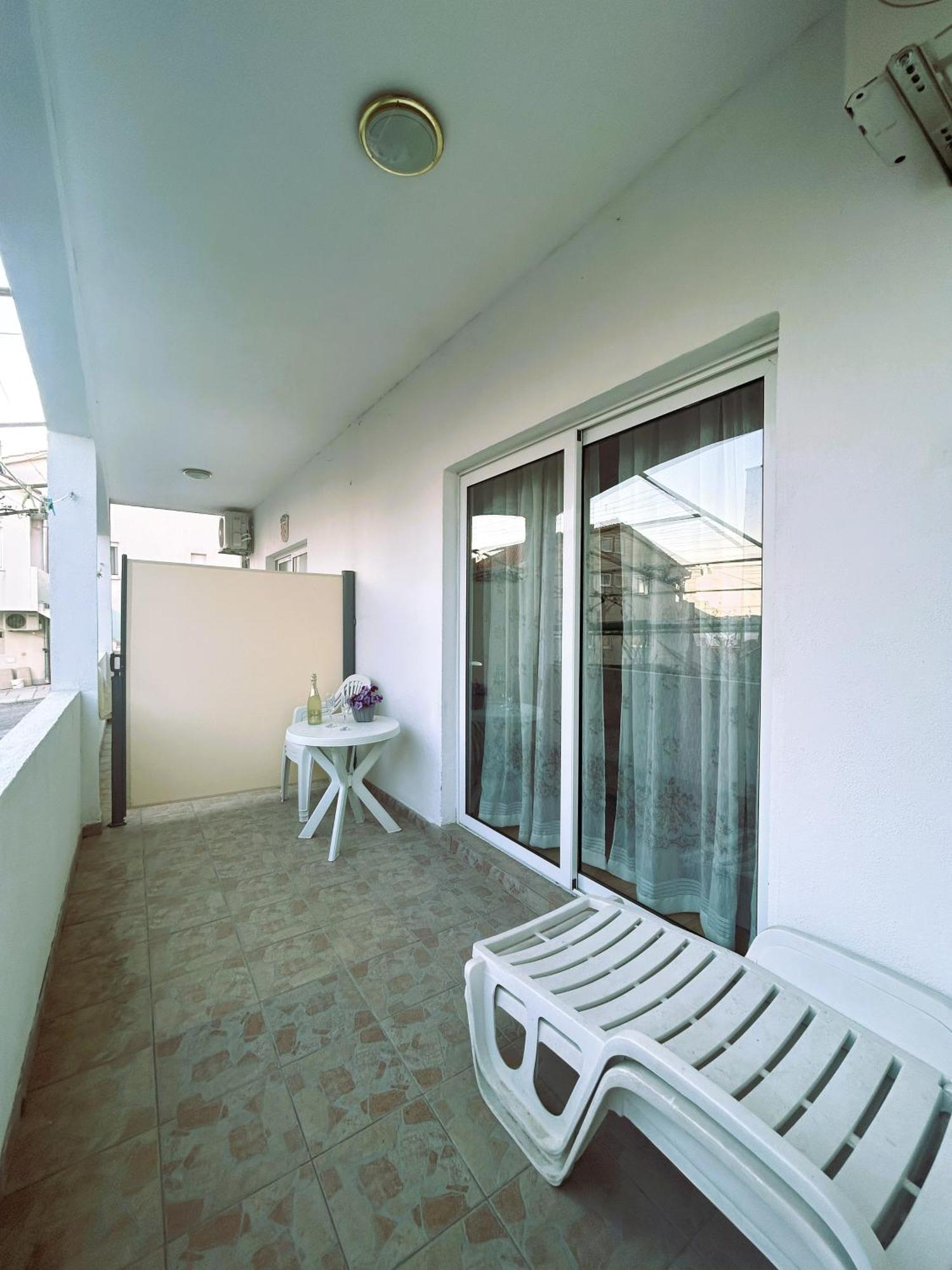 Apartments Valjan Trogir Bagian luar foto