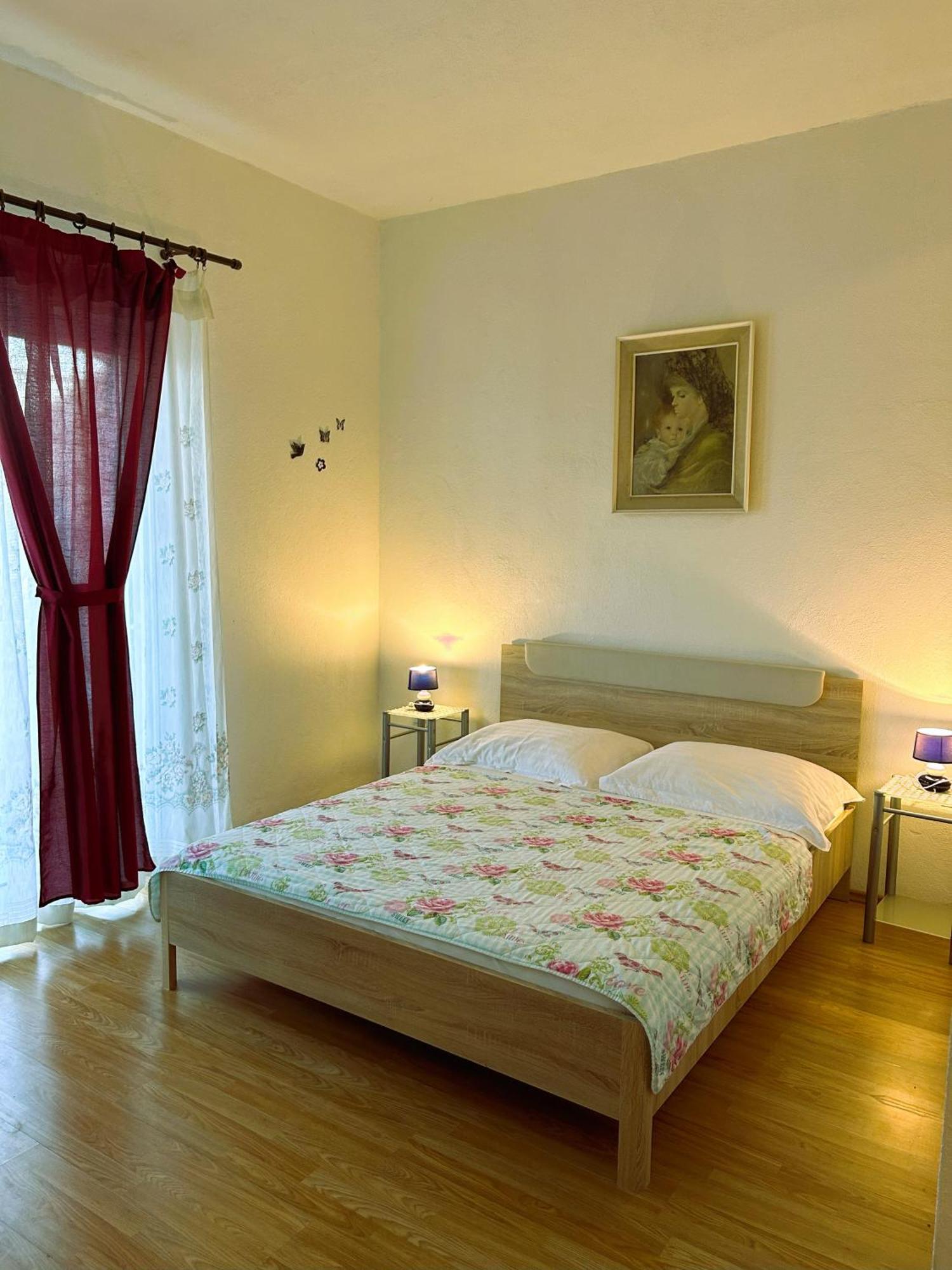 Apartments Valjan Trogir Bagian luar foto