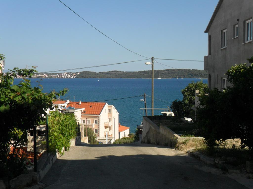 Apartments Valjan Trogir Bagian luar foto