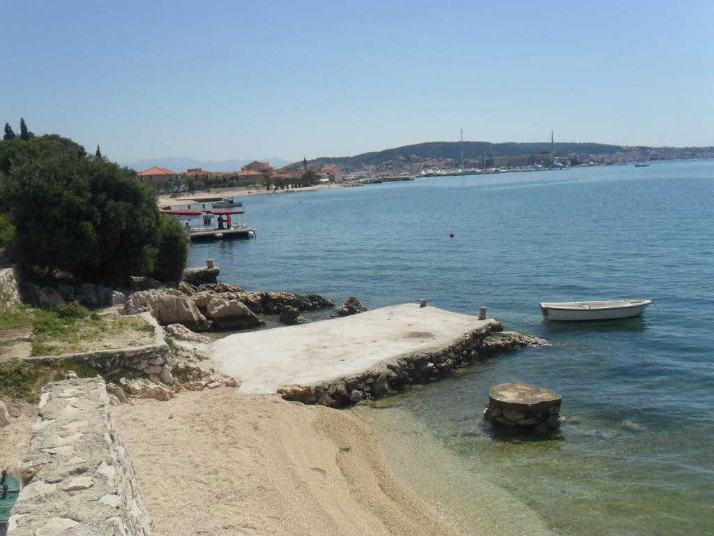 Apartments Valjan Trogir Bagian luar foto