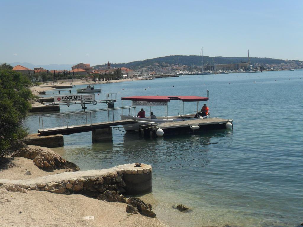 Apartments Valjan Trogir Bagian luar foto