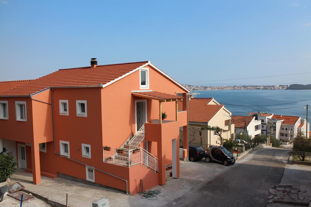 Apartments Valjan Trogir Bagian luar foto